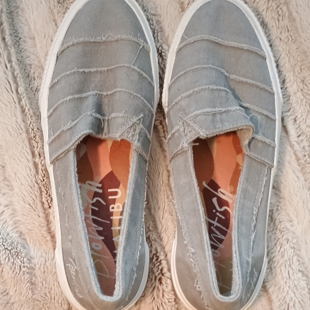 Blowfish Gray Slip-On Sneakers with Textured Design